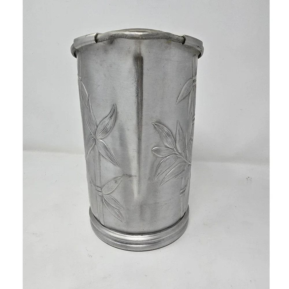 Vtg Everlast MCM aluminum hammered pitcher Bamboo design ice guard tiki barware‎